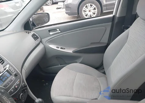 2016 Hyundai Accent Se z USA, uszkodzony, nr VIN KMHCT5AE1GU283521